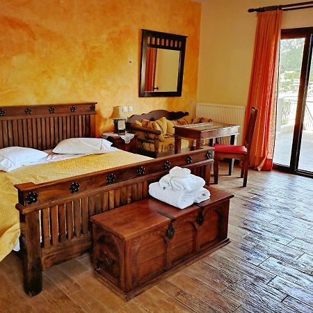 Flygonion Guesthouse Kiriákion Dış mekan fotoğraf