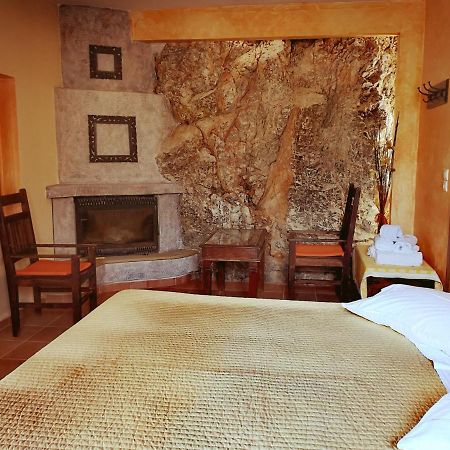 Flygonion Guesthouse Kiriákion Dış mekan fotoğraf