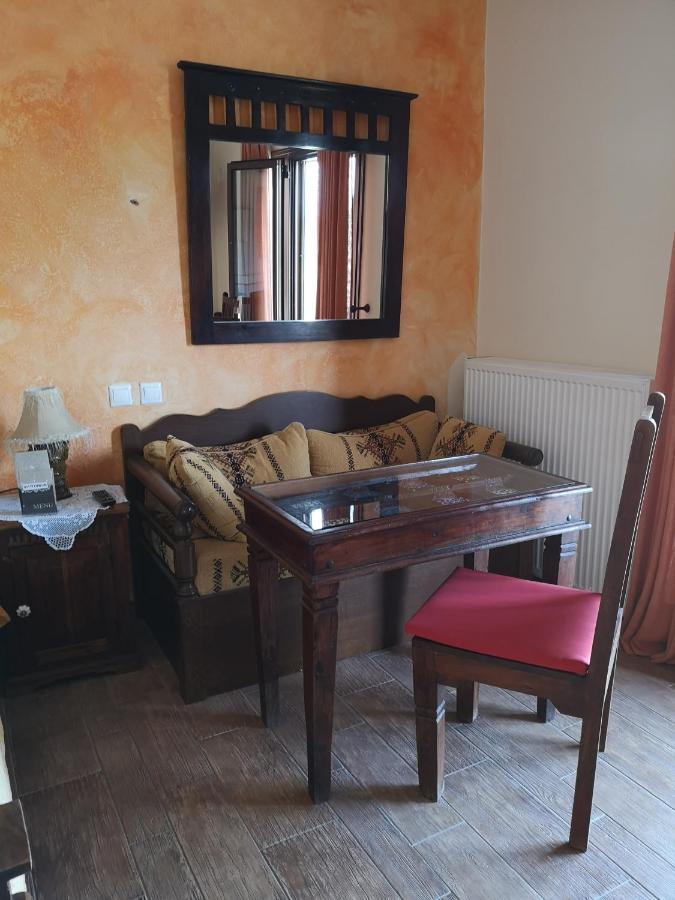 Flygonion Guesthouse Kiriákion Dış mekan fotoğraf