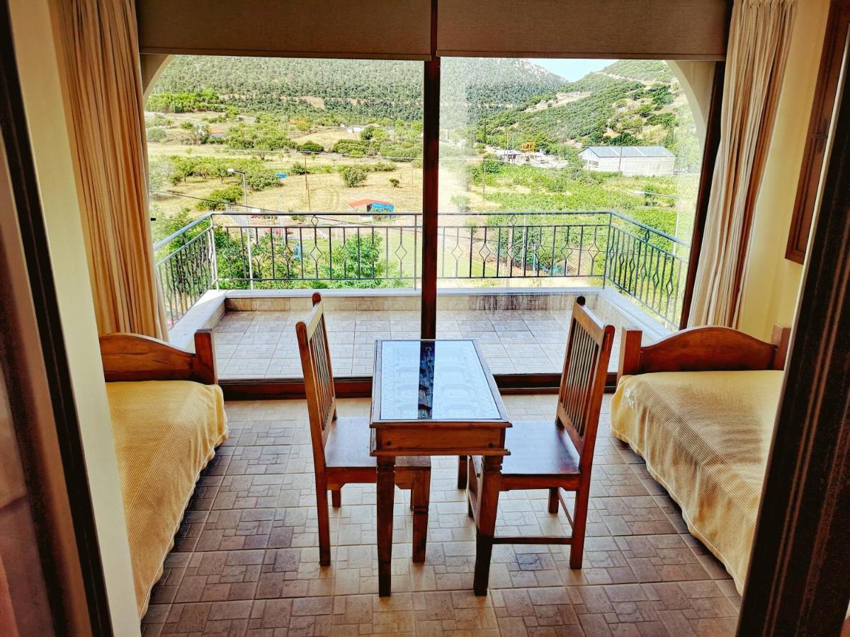 Flygonion Guesthouse Kiriákion Dış mekan fotoğraf