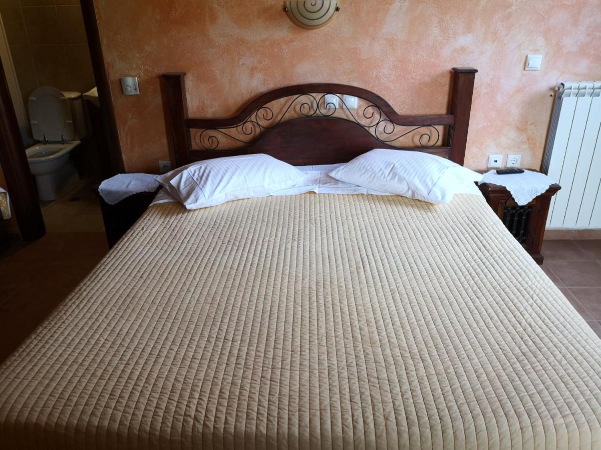 Flygonion Guesthouse Kiriákion Dış mekan fotoğraf