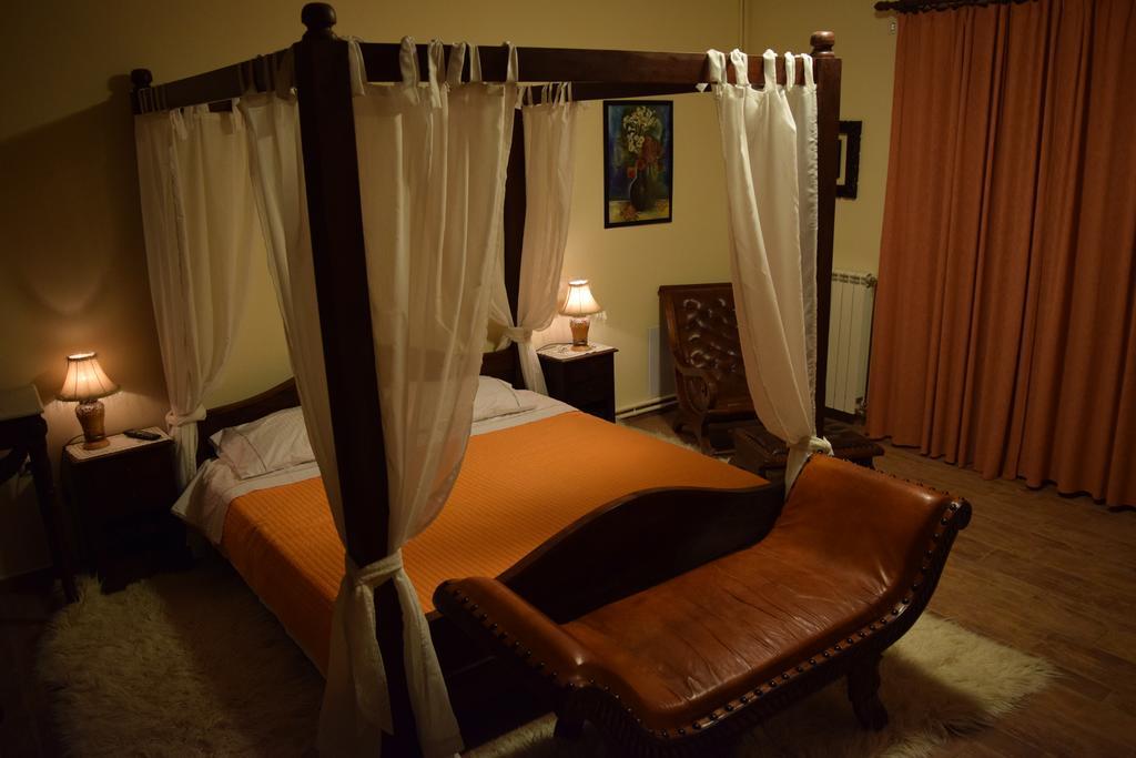Flygonion Guesthouse Kiriákion Dış mekan fotoğraf