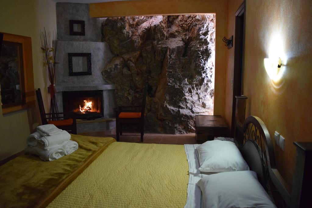 Flygonion Guesthouse Kiriákion Dış mekan fotoğraf