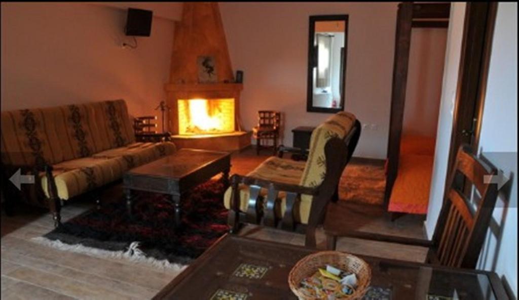 Flygonion Guesthouse Kiriákion Dış mekan fotoğraf